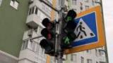 В Киеве продолжают оснащать светофорные объекты резервным питанием: автономно работают уже 544 объекта