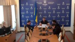 Комітет з питань освіти, науки та інновацій рекомендує передбачити додаткові видатки в Державному бюджеті України на 2026 рік на підвищення заробітної плати педагогічним і науково-педагогічним працівникам