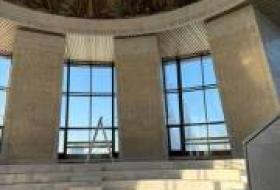 В результате российского обстрела поврежден зал славы Национального музея истории Украины во Второй мировой войне