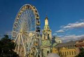 В Киеве нарабатывают решения по урегулированию статуса смотрового колеса на Подоле