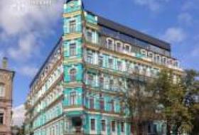 Собственника памятника архитектуры в центре Киева обязали заключить охранный договор