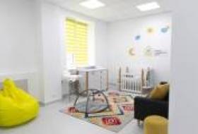 В Деснянском районе Киева открыли современное пространство раннего вмешательства для детей от рождения до 4 лет