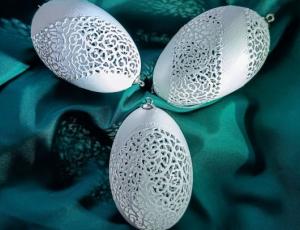 «Мої ажурні писанки — спроба перенести мереживні візерунки на яєчну шкаралупу», — майстриня Богуслава Юстина Голень