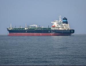 Стоимость фрахта нефтяных супертанкеров рекордно взлетела