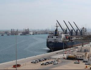 На Ближнем Востоке прекращают работу нефтяные и газовые объекты