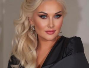 Мене використали: відома співачка шокувала зізнанням