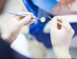 Правительство расширило доступ к бесплатной стоматологии