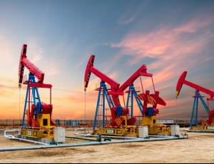 Профицит нефти достиг максимума с 2020 года - МЭА