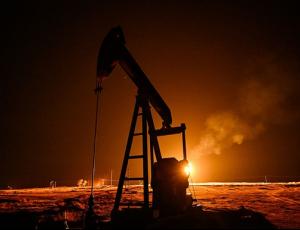 Добыча нефти в России сокращается второй месяц подряд