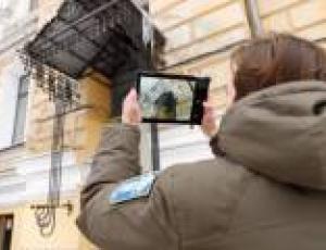 Инспекция по благоустройству усилила проверки очистки крыш в период потепления