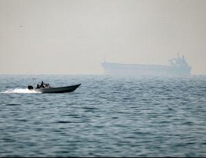 Танкер из Ирака прорвал блокаду Ормузского пролива