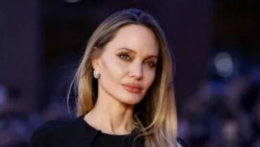 «Мене ніби зламали»: Анджеліна Джолі зробила відверте зізнання про розлучення з Бредом Піттом