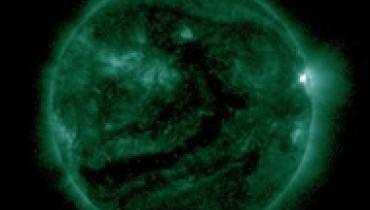 На Солнце произошла сильная вспышка