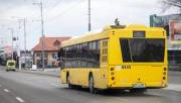 В поминальные дни, с 19 по 22 апреля, в Киеве организуют дополнительный транспорт к кладбищам