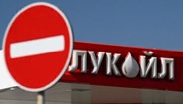 В Санкт-Петербурге ввели лимит на продажу бензина