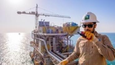 Саудиты возобновили загрузку нефти на супертанкеры