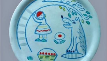 «Посуд з Червоною Шапочкою не залишить байдужими ні дітей, ні дорослих», — колекціонерка Людмила Карпінська-Романюк