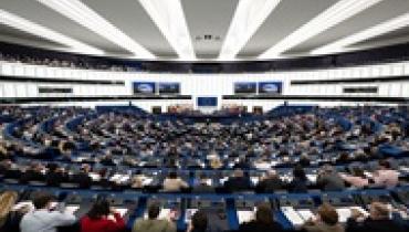 Европарламент отреагировал на новые пошлины Трампа