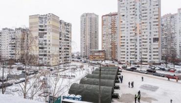 Воду из батарей слили. После атаки РФ почти 10% домов Киева без тепла