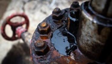 В России предупредили о риске обвала нефтегазовых доходов