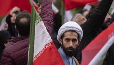 Нефть, цены на АЗС и дефицит ПВО: как удары по Ирану повлияют на Украину