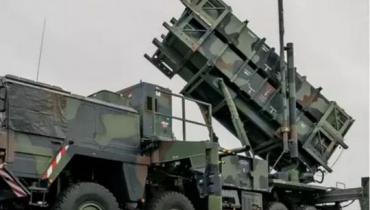 Дві країни пообіцяли дати Україні ракети для Patriot або їх заміну