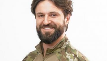 Себе давно вичерпав: переможець проєкту «Холостячка» долучився до лав ЗСУ