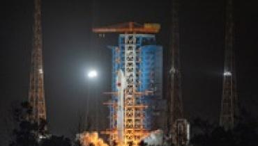 Китай вывел на орбиту новую группу интернет-спутников