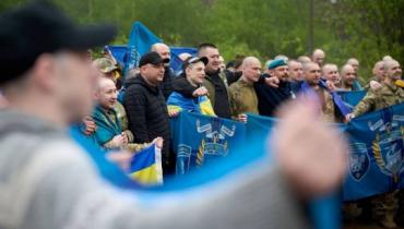 Україна повернула ще 205 полонених: відбувся перший етап обміну 1000 на 1000 (фото, відео)