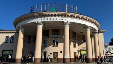 Частина Києва залишилася без води та метро через проблеми з електрикою