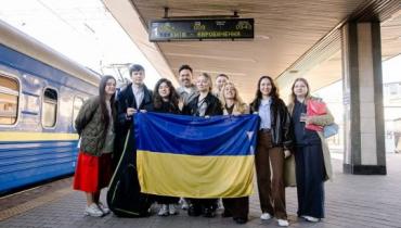 Leleka вирушила підкорювати Євробачення сюрпризом (фото, відео)