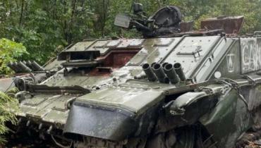 Вона просто закінчилася: ЗСУ повністю знищили найброньованішу спецтехніку ворога