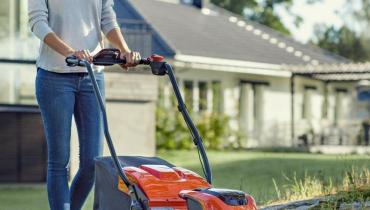 Професійний підхід до догляду за газоном - Газонокосарки Хускварна