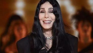 Занадто перевантажена: друзі Шер хвилюються через її стан