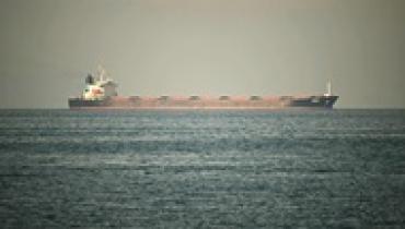 Первый танкер с нефтью прошел Ормузский пролив после блокады США