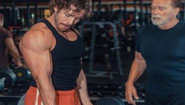 Шварценеггер показав, як займається спором зі своїм сином