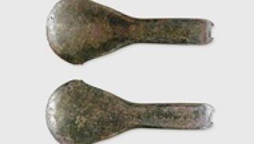 В Швейцарии нашли редкий бронзовый топор возрастом 3500 лет