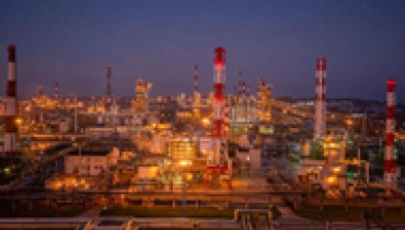 Россия возобновила работу НПЗ после паузы в украинских атаках - СМИ