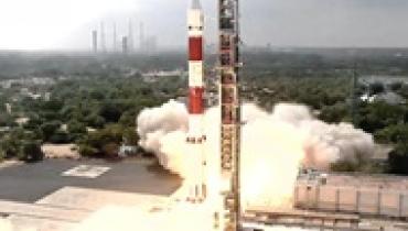 Индия запустила ракету с девятью спутниками