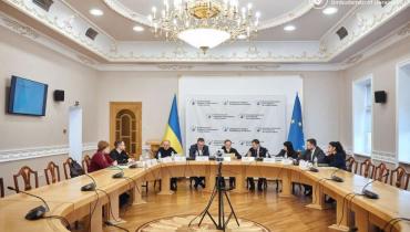 Дотримання прав журналістів: Комітет з питань свободи слова заслухав щорічну доповідь Омбудсмана України за 2025 рік
