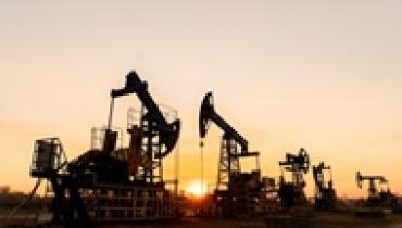 Цены на нефть отреагировали на новые удары США по Ирану