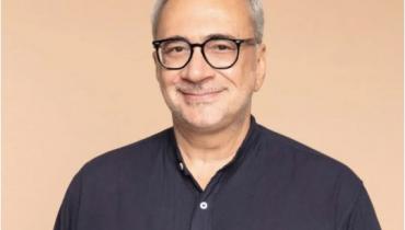 Цього разу брюнетка: Костянтин Меладзе «засвітився» з… новою пасією? (фото)