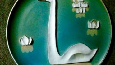 «Тарелі Віталія Колісника неначе налаштовують на медитацію», — колекціонерка Людмила Карпінська-Романюк