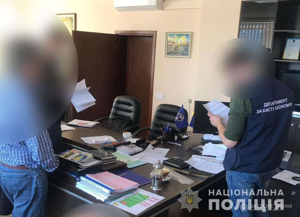 Керівництво Державної служби зайнятості України викрито в організації системи «відкатів»