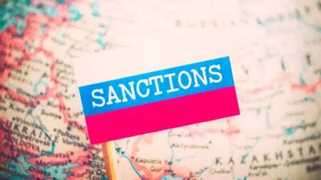 В ЕС изучат возможность введения новых санкции против РФ